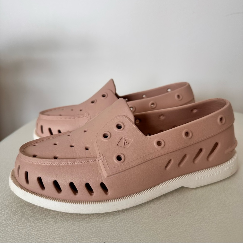 Sperry Top-Sider Water-Resistant Boat Shoes – Blush Pink Slip-On